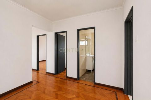 Villa en Camarate, Lisbon, Camarate - € 399.000 | Ref: C0417-00470 - photo 9