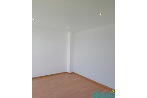 Villa i Aveiro, Aveiro, Aveiro - € 415.000 | Ref: CAS_2755_Lote8 - foto 9