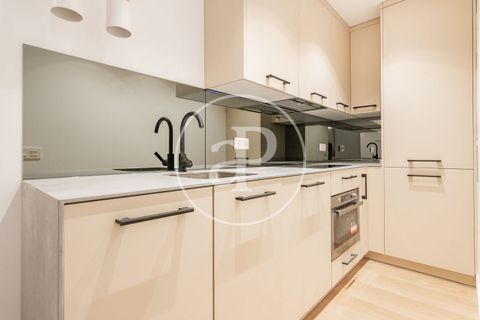 Apartament a Madrid, Madrid, Madrid - € 1.500/mes | Ref: AM2606067 - foto 9