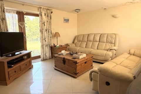 Villa a Saint-Junien, Haute-Vienne, Saint-Junien - € 99.000 | Ref: BVI84179 - foto 3