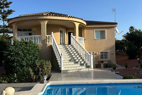 Villa i Torrevieja, Alicante, Torrevieja - € 650.000 | Ref: 785952 - foto 25