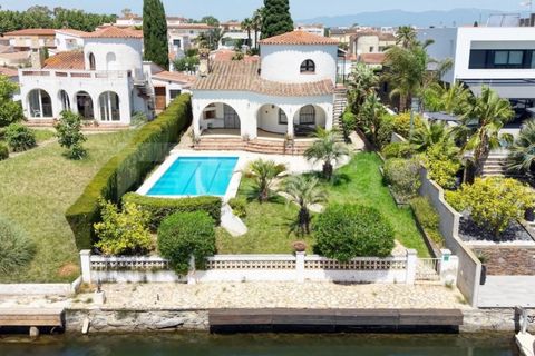 Villa i Empuriabrava, Gerona, Empuriabrava - € 890.000 | Ref: 508 - foto 1