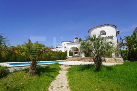 Villa i Empuriabrava, Gerona, Empuriabrava - € 890.000 | Ref: 508 - foto 28