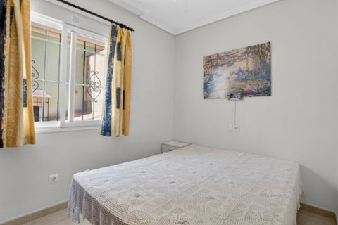 Byhus i Torrevieja, Alicante, Torrevieja - € 329.000 | Ref: MLSC9568937 - foto 15