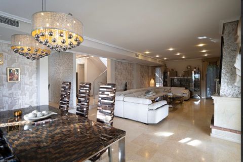 Villa i Torrevieja, Alicante, Torrevieja - € 1.170.000 | Ref: C-1187 - foto 11