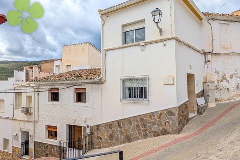 Hus i byn i Lijar, Almeria - foto 1