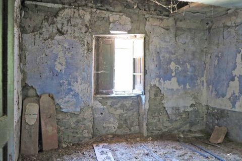 Villa i Bagnone, Massa and Carrara, Bagnone - € 30.000 | Ref: 251A - foto 9