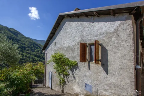 Landejendom i Comano, Massa and Carrara, Comano - € 40.000 | Ref: 1009 - foto 1