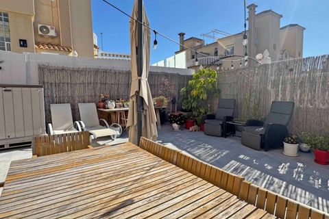 Rækkehus i Orihuela Costa, Alicante, Orihuela Costa - € 269.000 | Ref: MOVE-324-D/13477 - foto 4