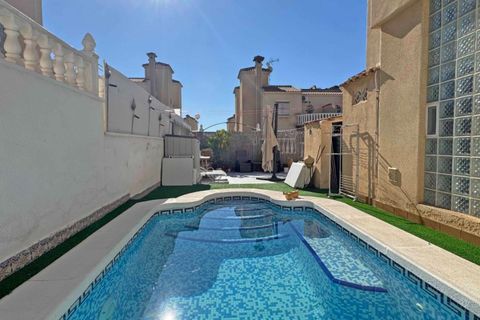 Rækkehus i Orihuela Costa, Alicante, Orihuela Costa - € 269.000 | Ref: MOVE-324-D/13477 - foto 13