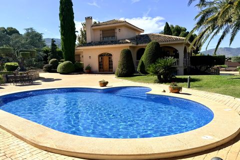 Villa en Cocentaina, Alicante, Cocentaina - € 695.000 | Ref: 20237/12462 - photo 1