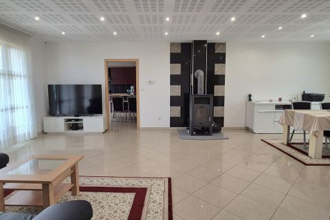 Villa i Forbach, Moselle, Forbach - € 265 000 | Ref: fr042186 - foto 2