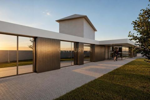 Helårsgrund i Maia, Porto, Maia - € 230.000 | Ref: C0412-00996 - foto 3