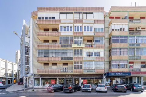 Lejlighed i Amadora, Lisbon, Amadora - € 240.000 | Ref: C0383-01438 - foto 16