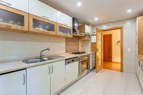 Lejlighed i Loures, Lisbon, Loures - € 485.000 | Ref: C0383-01439 - foto 9