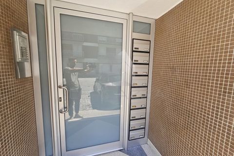 Lejlighed i Oliveira do Douro, Porto, Oliveira do Douro - € 230.000 | Ref: TRZ_LG_856 - foto 3