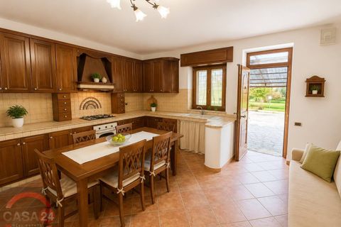 Villa a Latina, Latina, Latina - € 495.000 | Ref: 3160 - foto 14