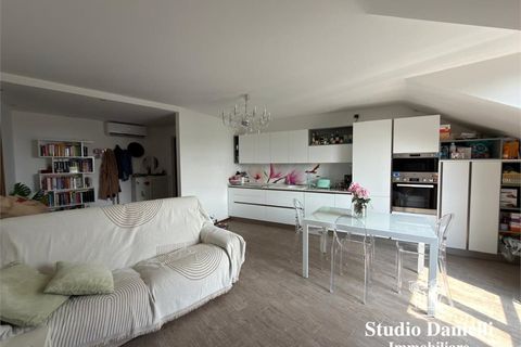 Leilighet i Mariano Comense, Como, Mariano Comense - € 179 000 | Ref: LD-Via Sant'Antonio - foto 16