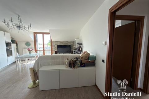 Leilighet i Mariano Comense, Como, Mariano Comense - € 179 000 | Ref: LD-Via Sant'Antonio - foto 17