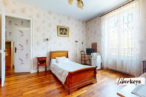 Villa en Brignais, Rhone, Brignais - € 850.000 | Ref: DOM28555 - photo 9