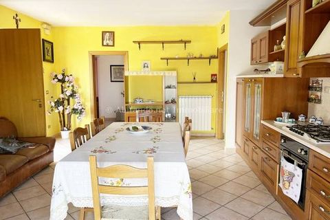 Villa i Villa Celiera, Pescara, Villa Celiera - € 105.000 | Ref: PNN1008 - foto 8