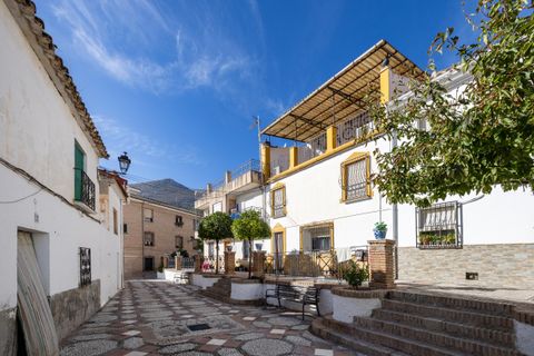 Reihenhaus in Loja, Granada, Loja - € 88.500 | Ref: KWK-0001-CCE/8251 - Foto 1