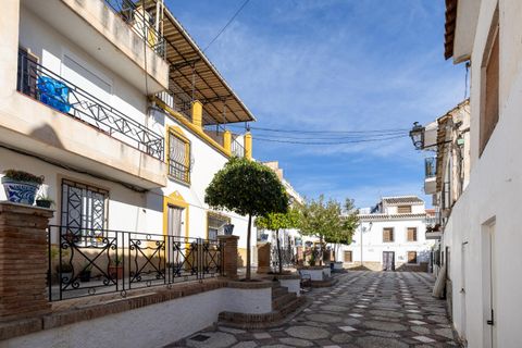Reihenhaus in Loja, Granada, Loja - € 88.500 | Ref: KWK-0001-CCE/8251 - Foto 2