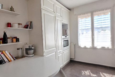 Lejlighed i Poissy, Yvelines, Poissy - € 439.000 | Ref: 67656 - foto 25
