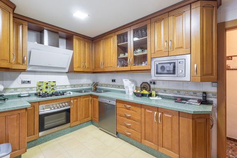 Villa i Granada, Granada, Granada - € 580.000 | Ref: 13018/8251 - foto 15
