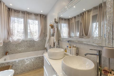 Villa a Peligros, Granada, Peligros - € 395.000 | Ref: KWK-0036-TAM/8251 - foto 40