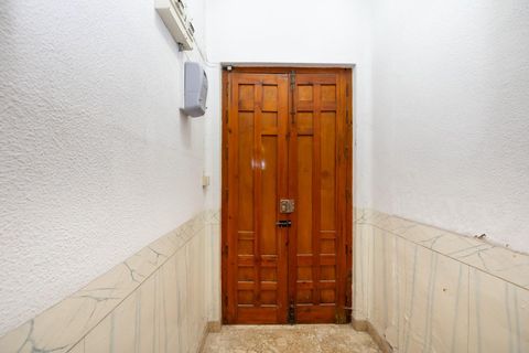 Villa i Granada, Granada, Granada - € 160.000 | Ref: B116/8251 - foto 4