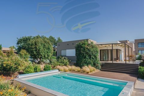 Villa i Estombar, Faro, Estombar - € 695.000 | Ref: ALG2421 - foto 1