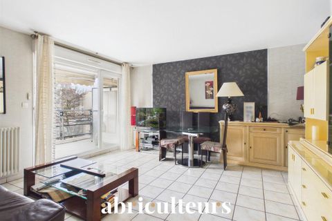 Lejlighed i Bron, Rhone, Bron - € 230.000 | Ref: ACSVA19065069500_5 - foto 2