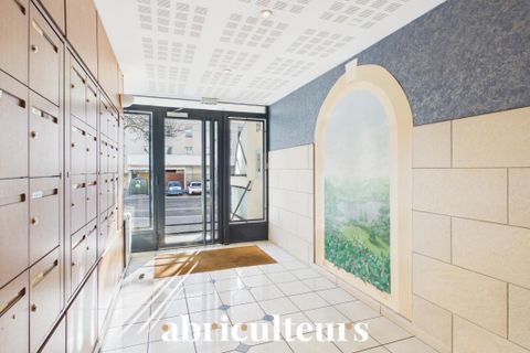 Lejlighed i Bron, Rhone, Bron - € 230.000 | Ref: ACSVA19065069500_5 - foto 11