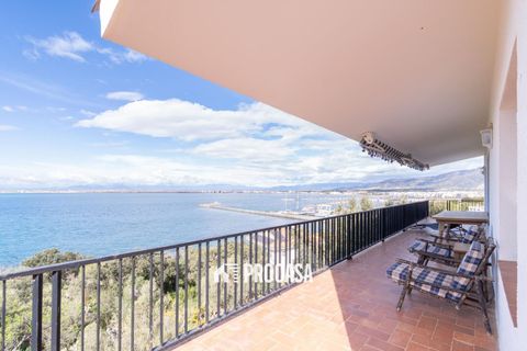 Villa a Roses, Gerona, Roses - € 650.000 | Ref: 3657 - foto 1
