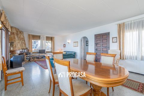 Villa a Roses, Gerona, Roses - € 650.000 | Ref: 3657 - foto 8