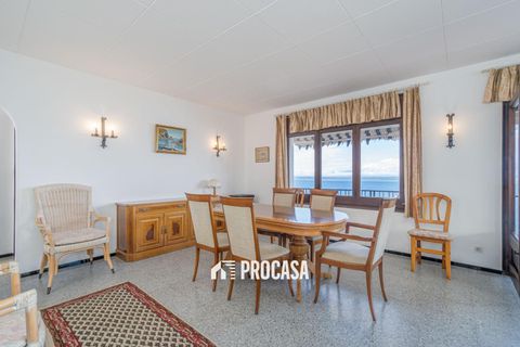 Villa a Roses, Gerona, Roses - € 650.000 | Ref: 3657 - foto 11