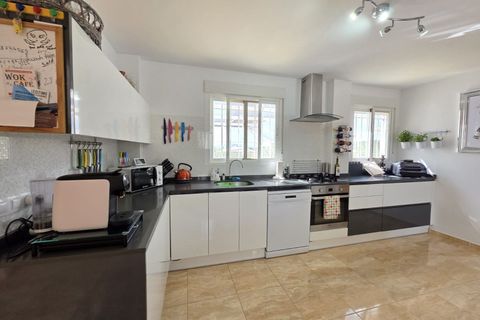 Villa i Pinoso, Alicante, Pinoso - € 574.995 | Ref: MLSC8683609/13477 - foto 3