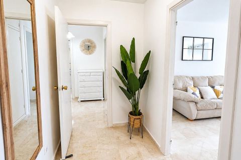 Lejlighed i Estepona, Malaga, Estepona - € 329.000 | Ref: R5350498 - foto 11