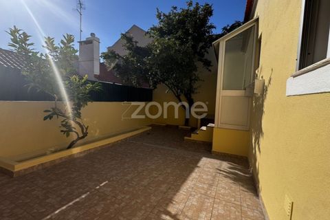 Villa a Amadora, Lisbon, Amadora - € 1.200/mes | Ref: ZMPT590083 - foto 9