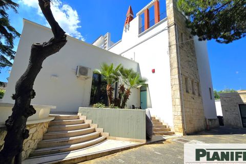 Villa in Bari, Bari, Bari - € 750.000 | Ref: DEGASPERI - foto 2