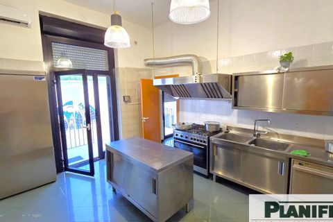 Villa in Bari, Bari, Bari - € 750.000 | Ref: DEGASPERI - foto 16