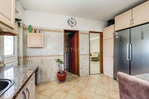 Villa i Loures, Lisbon, Loures - € 670.000 | Ref: C0409-02088 - foto 10
