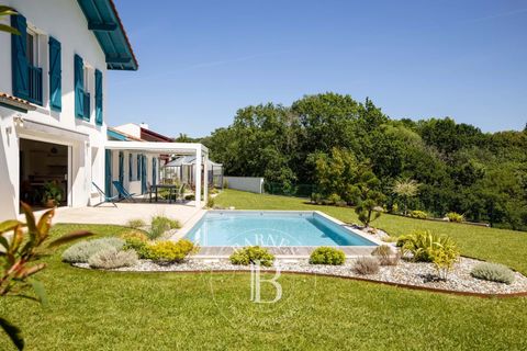 Villa a Arcangues, Pyrenees-Atlantiques, Arcangues - € 1.795.000 | Ref: M1894 - foto 6
