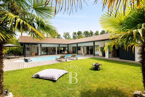 Villa i Ahetze, Pyrenees-Atlantiques, Ahetze - € 1 499 000 | Ref: M1536 - foto 2