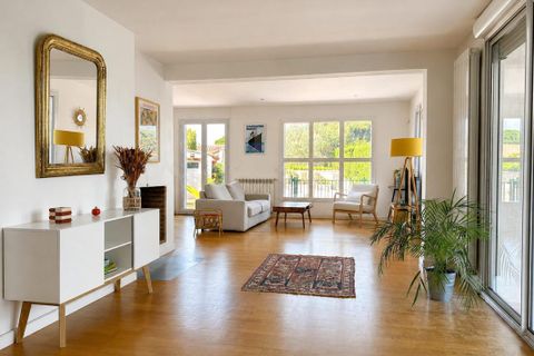 Villa a Narbonne, Aude, Narbonne - € 2.190/mes | Ref: 234-COMPANY37719ULV - foto 3