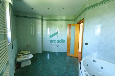 Villa in Bari, Bari, Bari - € 400.000 | Ref: 12061/2026 - foto 32