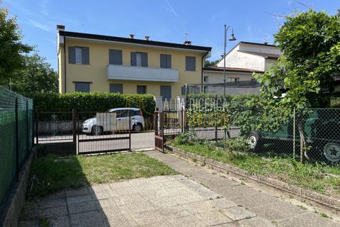 Rækkehus i Schio, Vicenza, Schio - € 95.000 | Ref: BM083 - foto 3