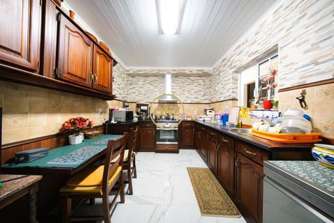 Rækkehus i Ponta Delgada, Sao Miguel, Ponta Delgada - € 400.000 | Ref: ONE402063-1 - foto 7