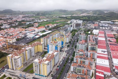 Rækkehus i Ponta Delgada, Sao Miguel, Ponta Delgada - € 400.000 | Ref: ONE402063-1 - foto 24